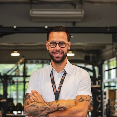 Alexis, gérant de L'Appart Fitness Épagny